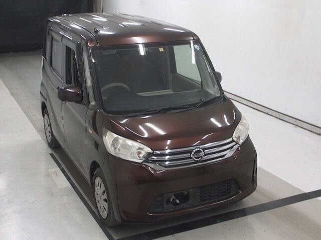 5276 NISSAN DAYZ ROOX B21A 2014 г. (JU Chiba)